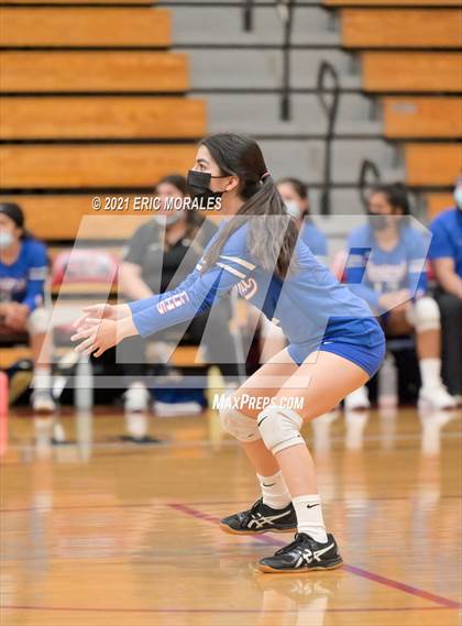 Thumbnail 3 in Kearny vs Central (CIF SDS D5 FINAL) photogallery.