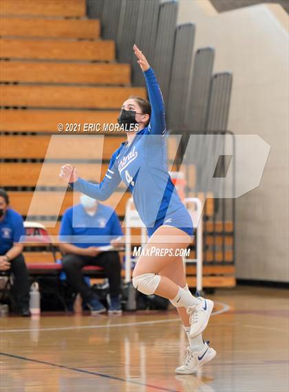 Thumbnail 3 in Kearny vs Central (CIF SDS D5 FINAL) photogallery.