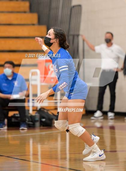 Thumbnail 3 in Kearny vs Central (CIF SDS D5 FINAL) photogallery.