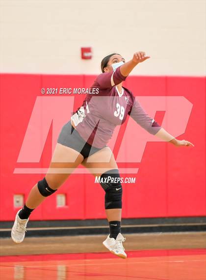 Thumbnail 2 in Kearny vs Central (CIF SDS D5 FINAL) photogallery.