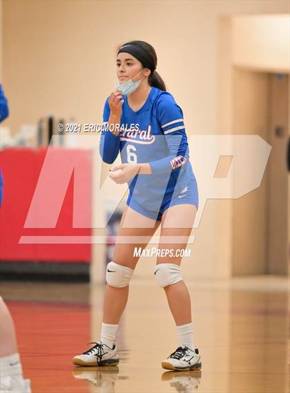Thumbnail 2 in Kearny vs Central (CIF SDS D5 FINAL) photogallery.
