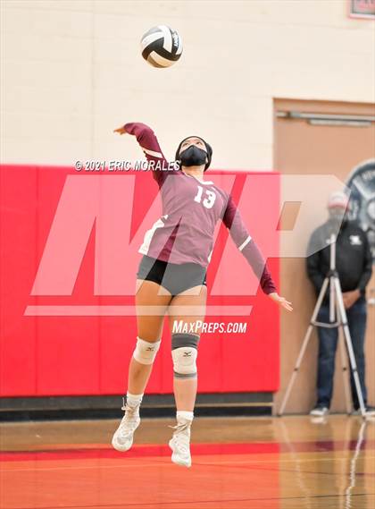 Thumbnail 3 in Kearny vs Central (CIF SDS D5 FINAL) photogallery.