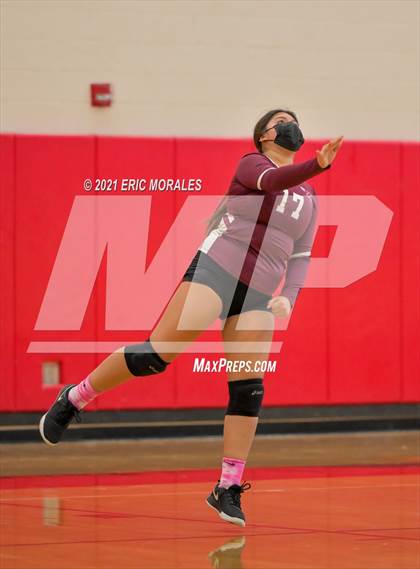 Thumbnail 3 in Kearny vs Central (CIF SDS D5 FINAL) photogallery.