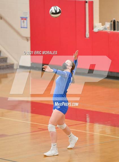 Thumbnail 2 in Kearny vs Central (CIF SDS D5 FINAL) photogallery.
