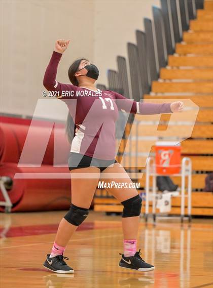 Thumbnail 3 in Kearny vs Central (CIF SDS D5 FINAL) photogallery.