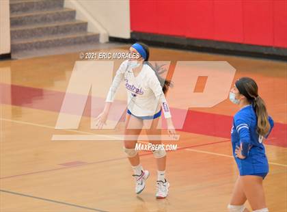 Thumbnail 3 in Kearny vs Central (CIF SDS D5 FINAL) photogallery.