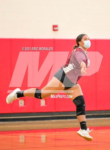 Thumbnail 3 in Kearny vs Central (CIF SDS D5 FINAL) photogallery.