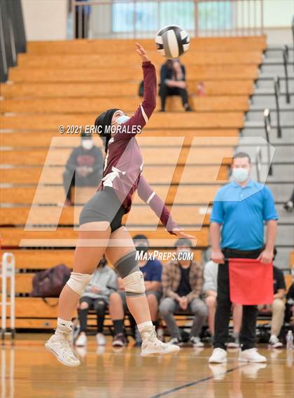 Thumbnail 2 in Kearny vs Central (CIF SDS D5 FINAL) photogallery.