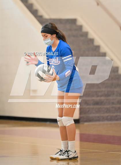 Thumbnail 2 in Kearny vs Central (CIF SDS D5 FINAL) photogallery.