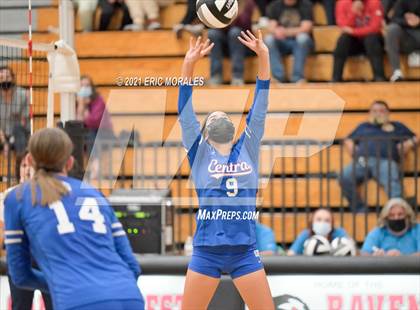 Thumbnail 2 in Kearny vs Central (CIF SDS D5 FINAL) photogallery.