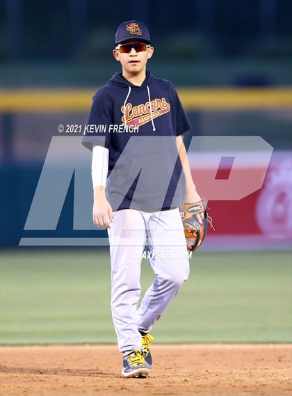Thumbnail 2 in Salpointe Catholic @ Canyon del Oro (AIA 4A Semifinal) photogallery.