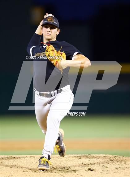 Thumbnail 2 in Salpointe Catholic @ Canyon del Oro (AIA 4A Semifinal) photogallery.
