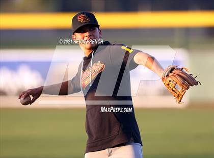 Thumbnail 3 in Salpointe Catholic @ Canyon del Oro (AIA 4A Semifinal) photogallery.