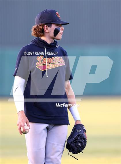 Thumbnail 1 in Salpointe Catholic @ Canyon del Oro (AIA 4A Semifinal) photogallery.