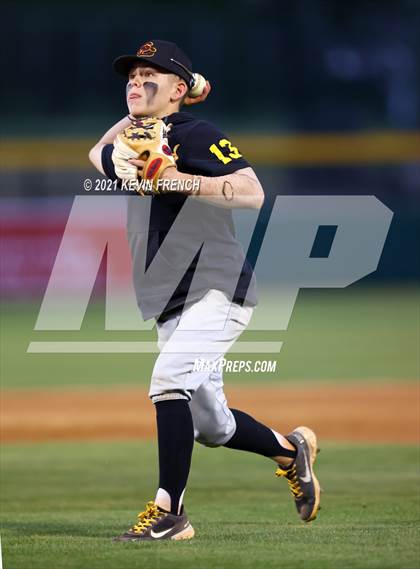 Thumbnail 3 in Salpointe Catholic @ Canyon del Oro (AIA 4A Semifinal) photogallery.