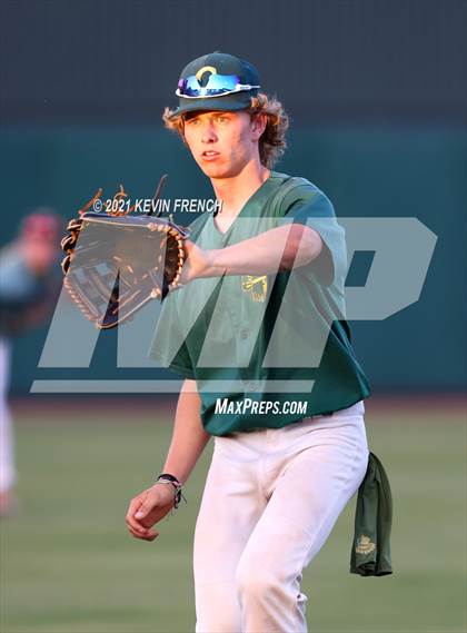 Thumbnail 2 in Salpointe Catholic @ Canyon del Oro (AIA 4A Semifinal) photogallery.