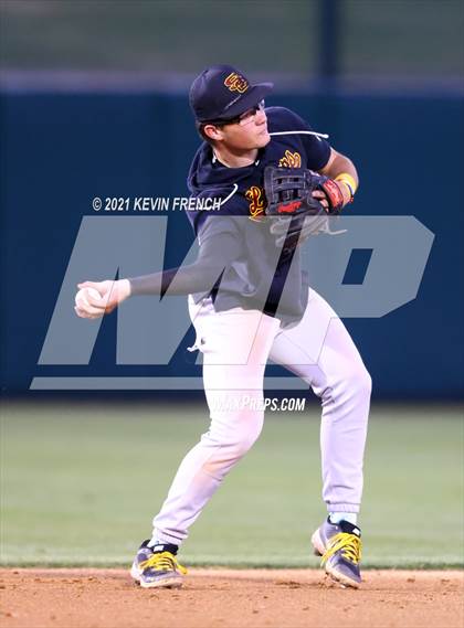 Thumbnail 3 in Salpointe Catholic @ Canyon del Oro (AIA 4A Semifinal) photogallery.