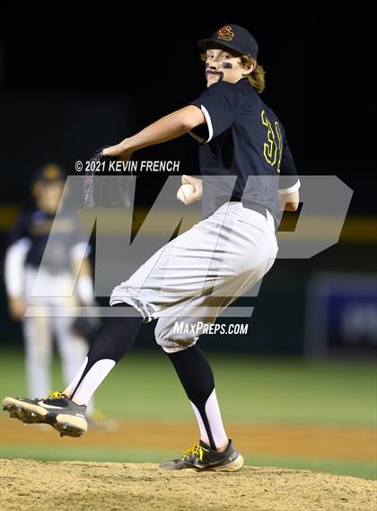 Thumbnail 1 in Salpointe Catholic @ Canyon del Oro (AIA 4A Semifinal) photogallery.