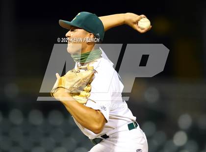 Thumbnail 3 in Salpointe Catholic @ Canyon del Oro (AIA 4A Semifinal) photogallery.