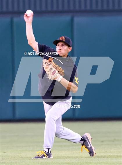 Thumbnail 2 in Salpointe Catholic @ Canyon del Oro (AIA 4A Semifinal) photogallery.