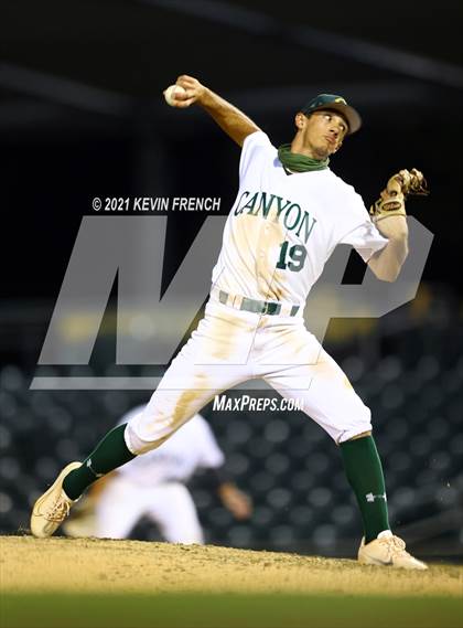 Thumbnail 2 in Salpointe Catholic @ Canyon del Oro (AIA 4A Semifinal) photogallery.