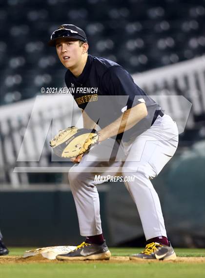 Thumbnail 3 in Salpointe Catholic @ Canyon del Oro (AIA 4A Semifinal) photogallery.