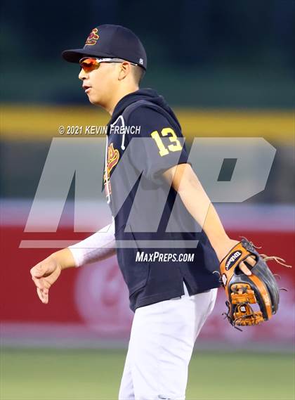 Thumbnail 2 in Salpointe Catholic @ Canyon del Oro (AIA 4A Semifinal) photogallery.