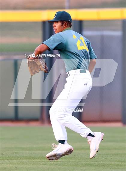 Thumbnail 2 in Salpointe Catholic @ Canyon del Oro (AIA 4A Semifinal) photogallery.