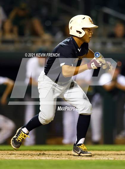 Thumbnail 3 in Salpointe Catholic @ Canyon del Oro (AIA 4A Semifinal) photogallery.
