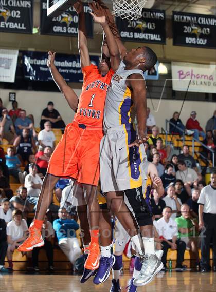 Thumbnail 1 in Whitney Young vs. Montverde Academy (City of Palms Classic) photogallery.