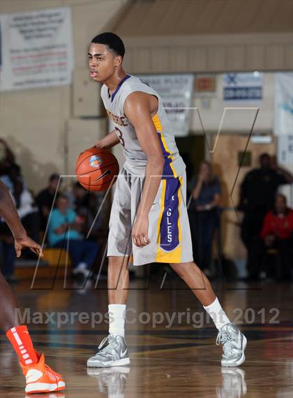 Thumbnail 3 in Whitney Young vs. Montverde Academy (City of Palms Classic) photogallery.
