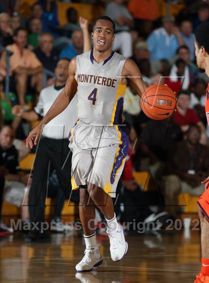 Thumbnail 2 in Whitney Young vs. Montverde Academy (City of Palms Classic) photogallery.