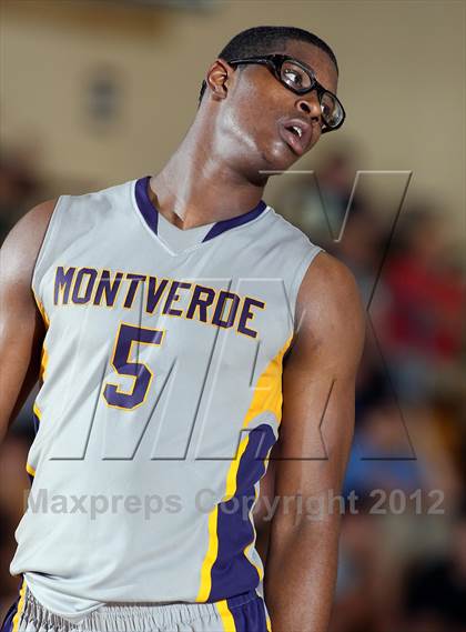 Thumbnail 3 in Whitney Young vs. Montverde Academy (City of Palms Classic) photogallery.