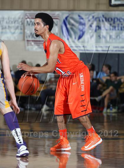 Thumbnail 3 in Whitney Young vs. Montverde Academy (City of Palms Classic) photogallery.