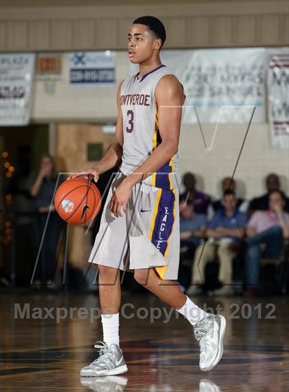 Thumbnail 2 in Whitney Young vs. Montverde Academy (City of Palms Classic) photogallery.