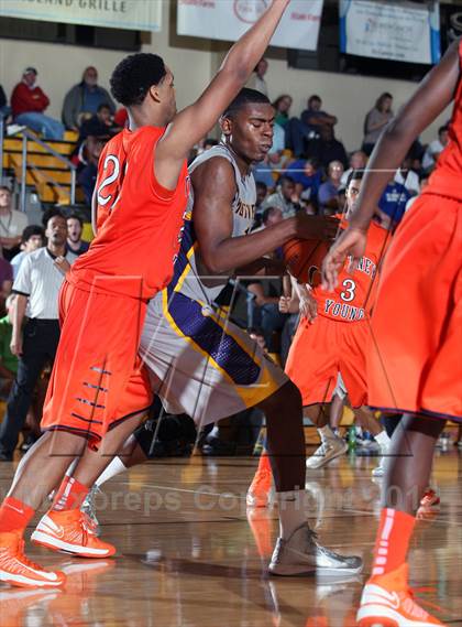 Thumbnail 1 in Whitney Young vs. Montverde Academy (City of Palms Classic) photogallery.
