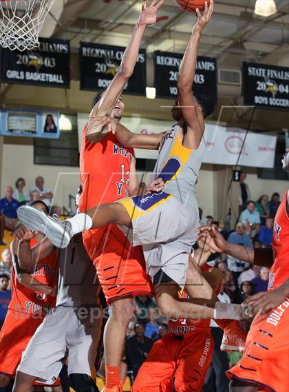 Thumbnail 2 in Whitney Young vs. Montverde Academy (City of Palms Classic) photogallery.