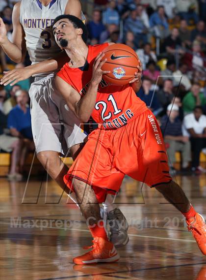Thumbnail 2 in Whitney Young vs. Montverde Academy (City of Palms Classic) photogallery.