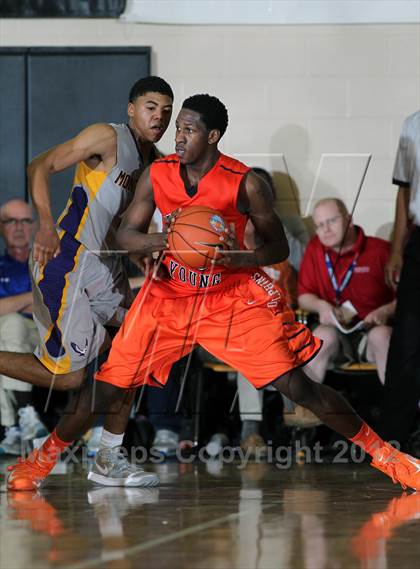 Thumbnail 1 in Whitney Young vs. Montverde Academy (City of Palms Classic) photogallery.