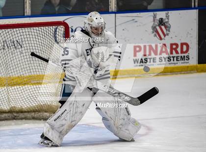 Thumbnail 2 in Trinity vs Exeter (Brian C. Stone Memorial Christmas Tournament) photogallery.