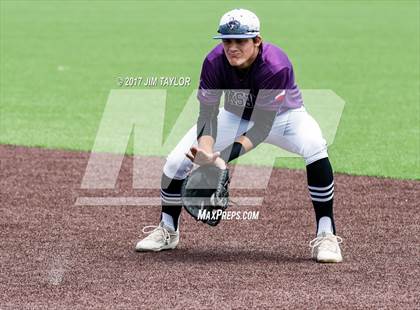 Thumbnail 3 in Brock vs Jacksboro (UIL 3A Regional Quarterfinal) photogallery.
