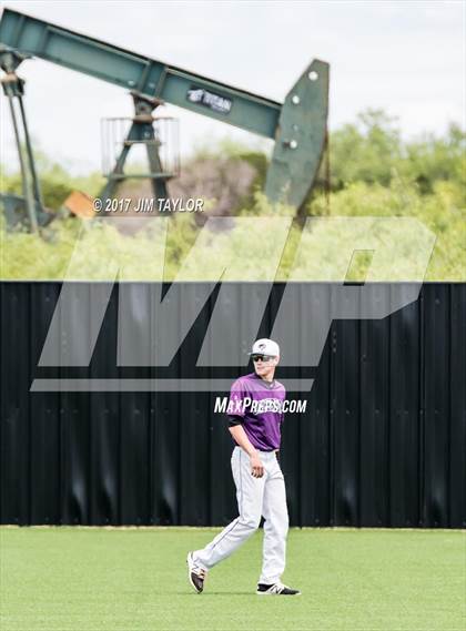Thumbnail 1 in Brock vs Jacksboro (UIL 3A Regional Quarterfinal) photogallery.
