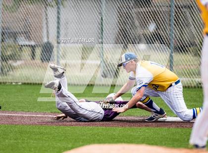 Thumbnail 3 in Brock vs Jacksboro (UIL 3A Regional Quarterfinal) photogallery.