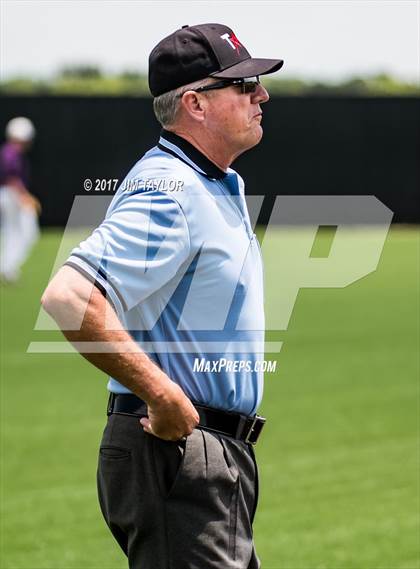 Thumbnail 3 in Brock vs Jacksboro (UIL 3A Regional Quarterfinal) photogallery.