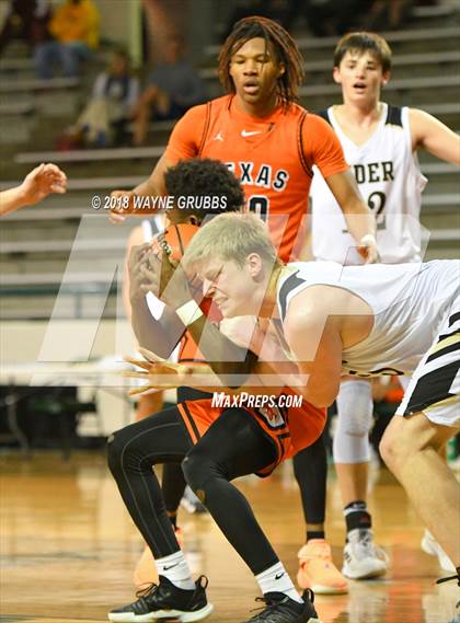 Thumbnail 3 in Rider vs. Texas photogallery.