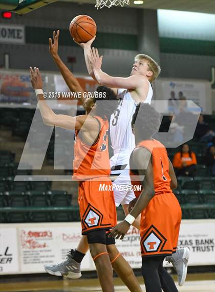 Thumbnail 2 in Rider vs. Texas photogallery.