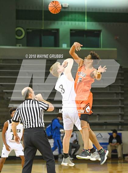 Thumbnail 3 in Rider vs. Texas photogallery.