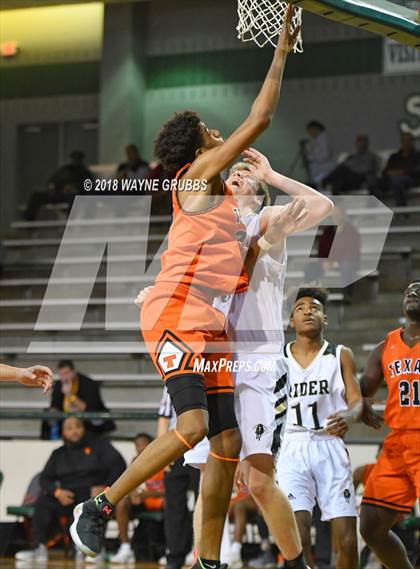 Thumbnail 2 in Rider vs. Texas photogallery.
