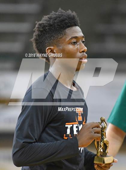Thumbnail 2 in Rider vs. Texas photogallery.