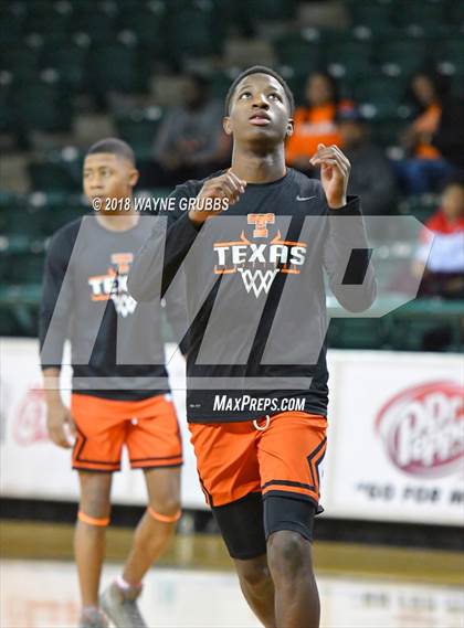 Thumbnail 1 in Rider vs. Texas photogallery.